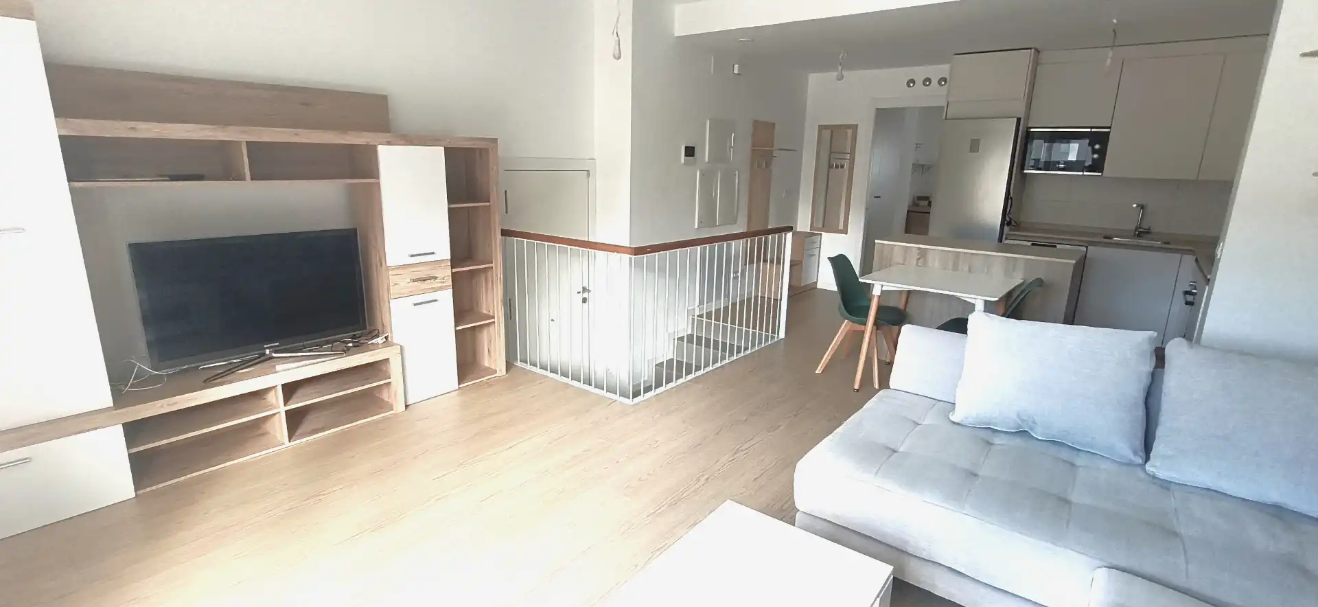 Apartamento con ascensor en alquiler en Calle Fuenteovejuna, imagen 3
