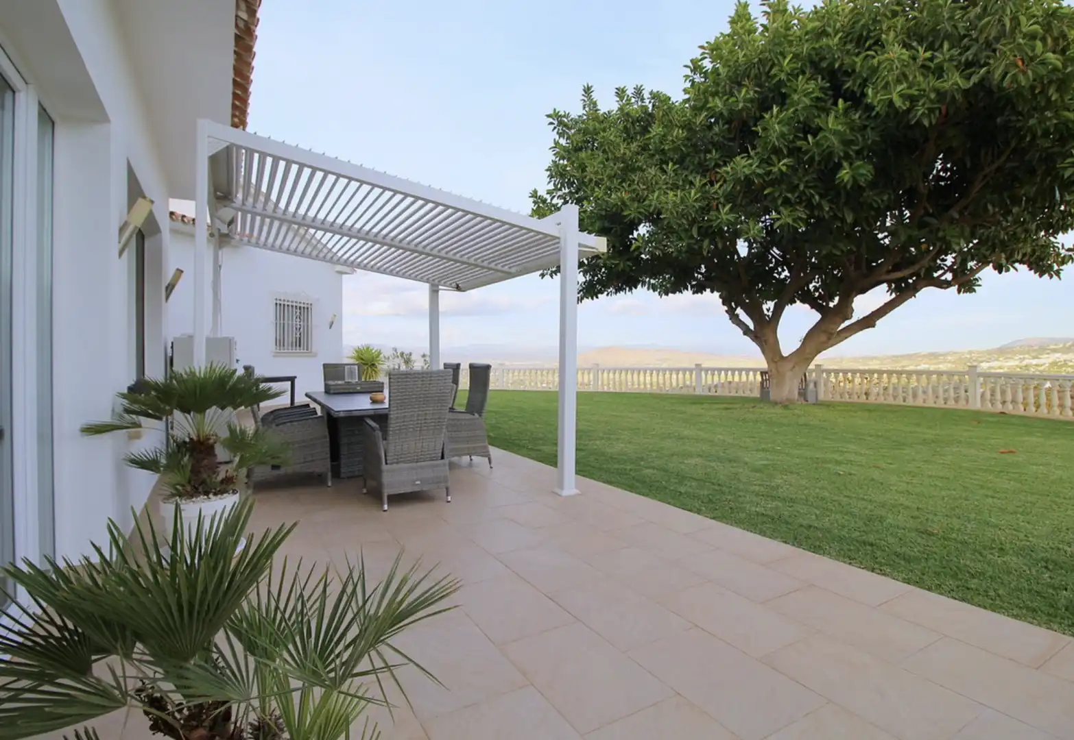 Terrace of Houses for sale in Coín  with Air Conditioner, Heating and Private garden