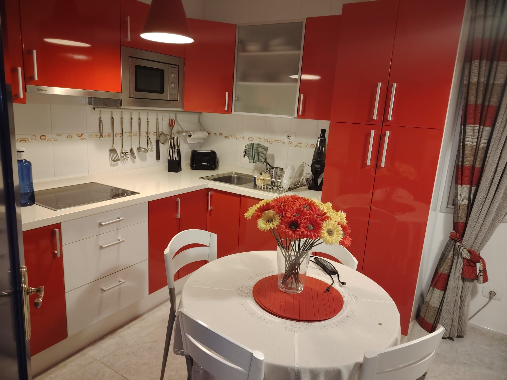 Kitchen of Flat for sale in Las Palmas de Gran Canaria  with Furnished