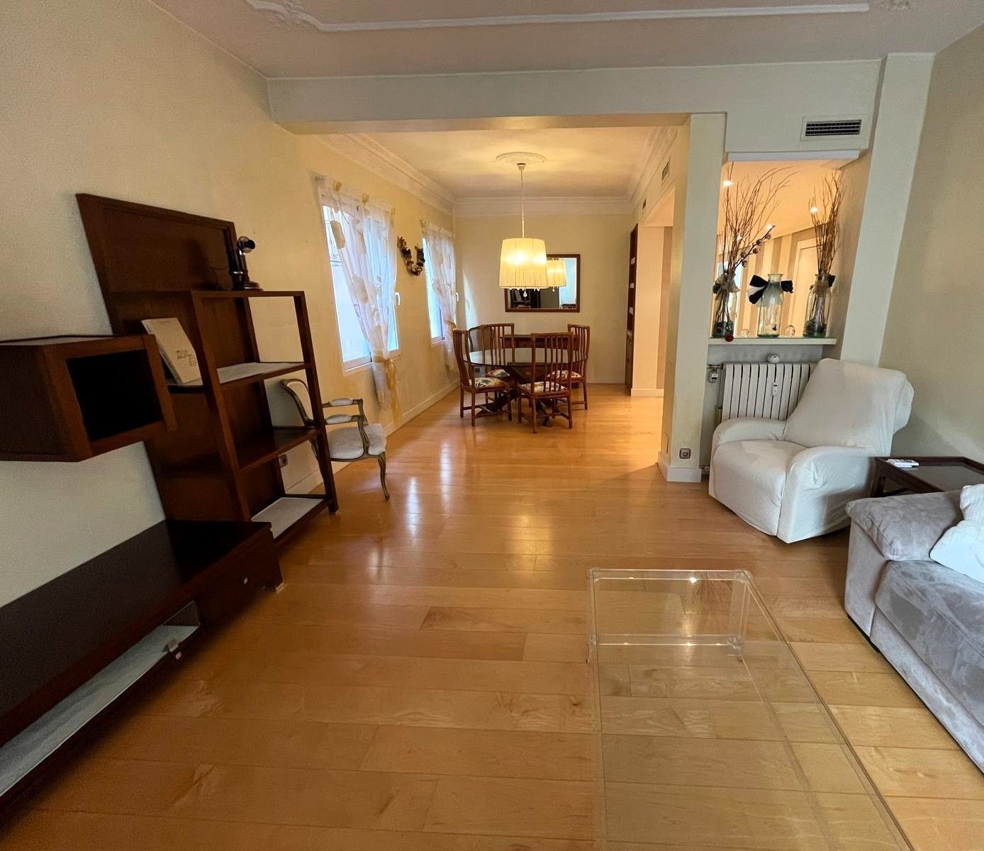 Dining room of Flat for rent in  Zaragoza Capital  with Air Conditioner, Heating and Storage room