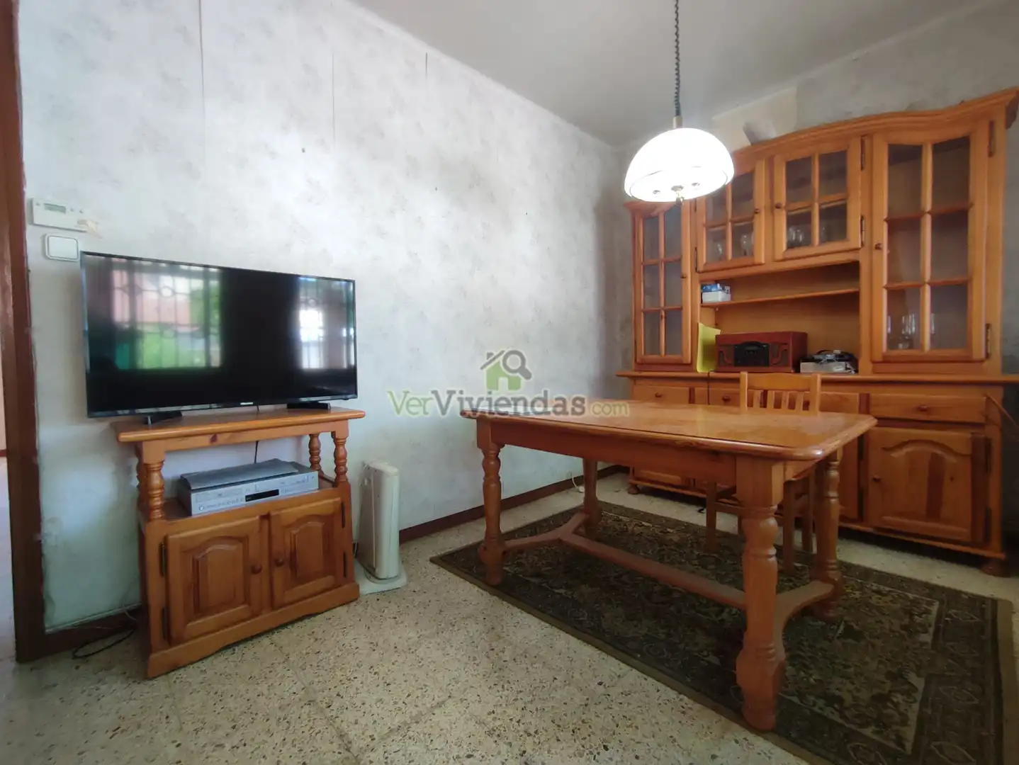 Sala d'estar de Casa o xalet en venda en Sant Andreu de la Barca amb Calefacció, Jardí privat i Terrassa