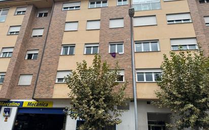 Exterior view of Duplex for sale in Ponferrada