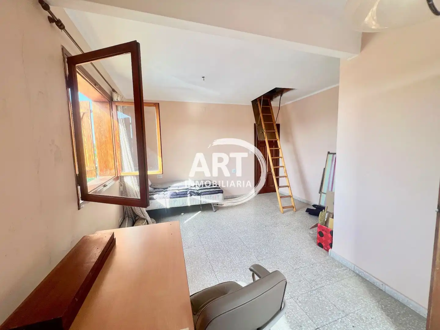 Casa o chalet en venta en L'Eliana con Aire acondicionado, Calefacción y Jardín privado