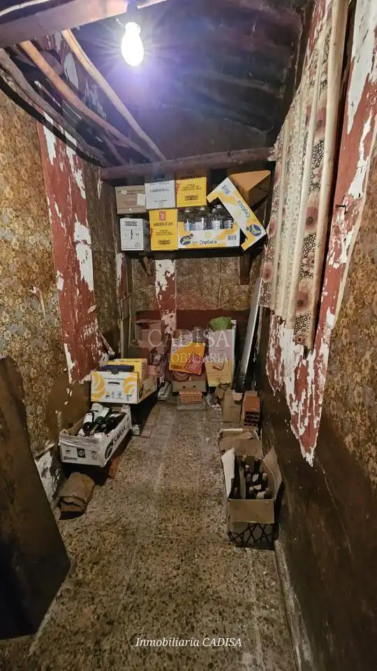 Casa o xalet en venda en Parada de Arriba amb Calefacció, Terrassa i Traster
