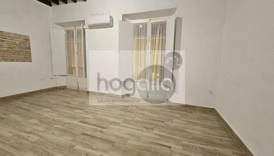 Foto 1 de Piso de alquiler en San Bartolomé, Sevilla