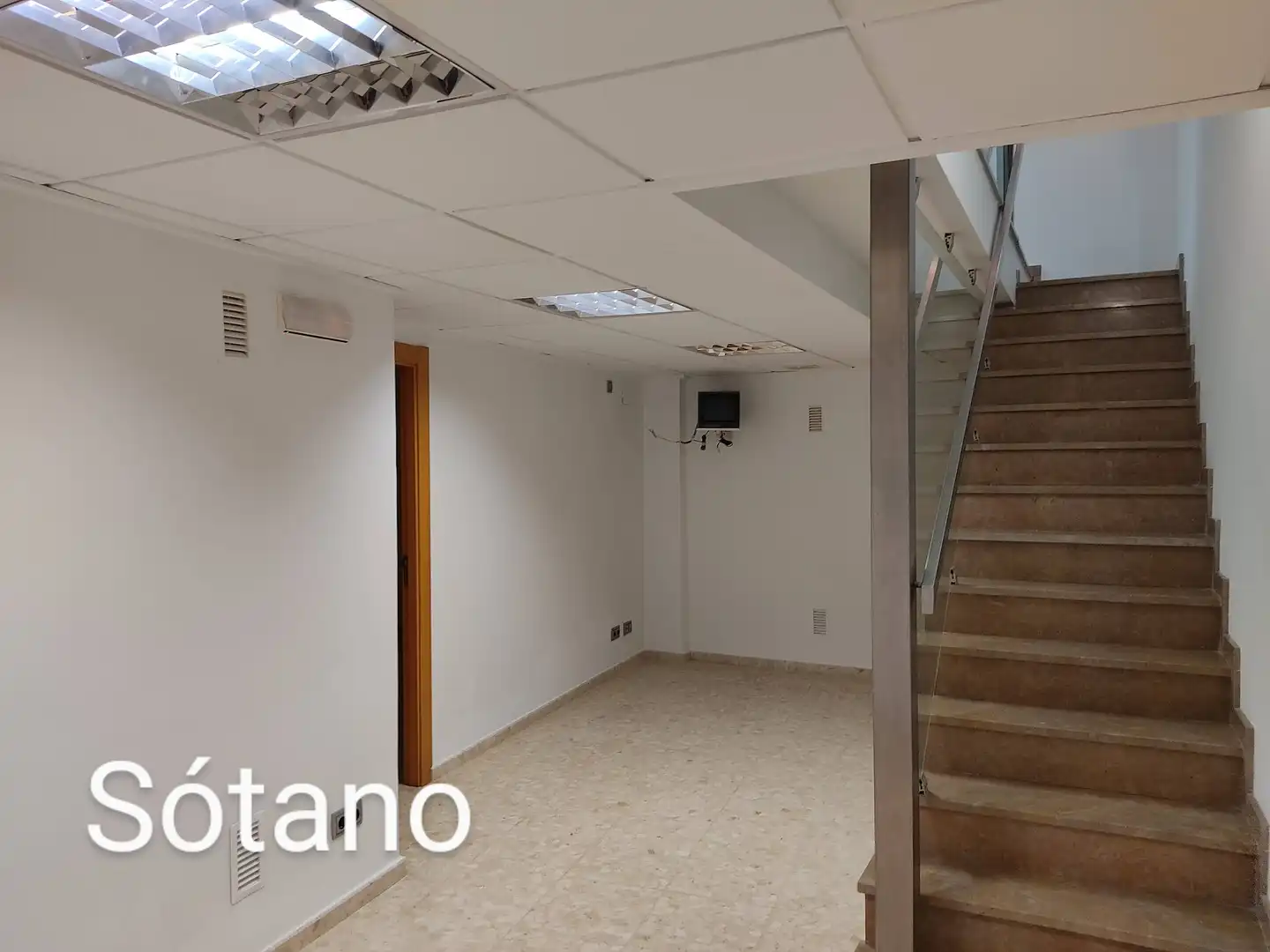 Flat for sale in Vila-real  with Air Conditioner and TV