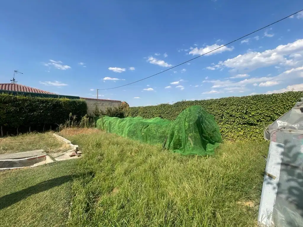 Detached house with pool for sale in Carretera Medina Tordesillas, imagen 16