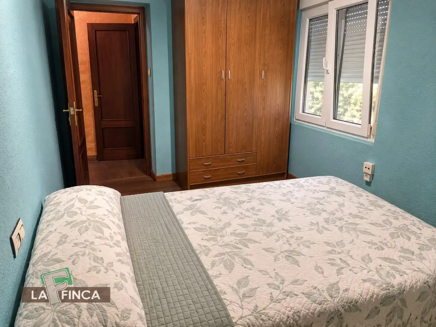 Dormitori de Pis en venda en Carreño amb Moblat i Balcó