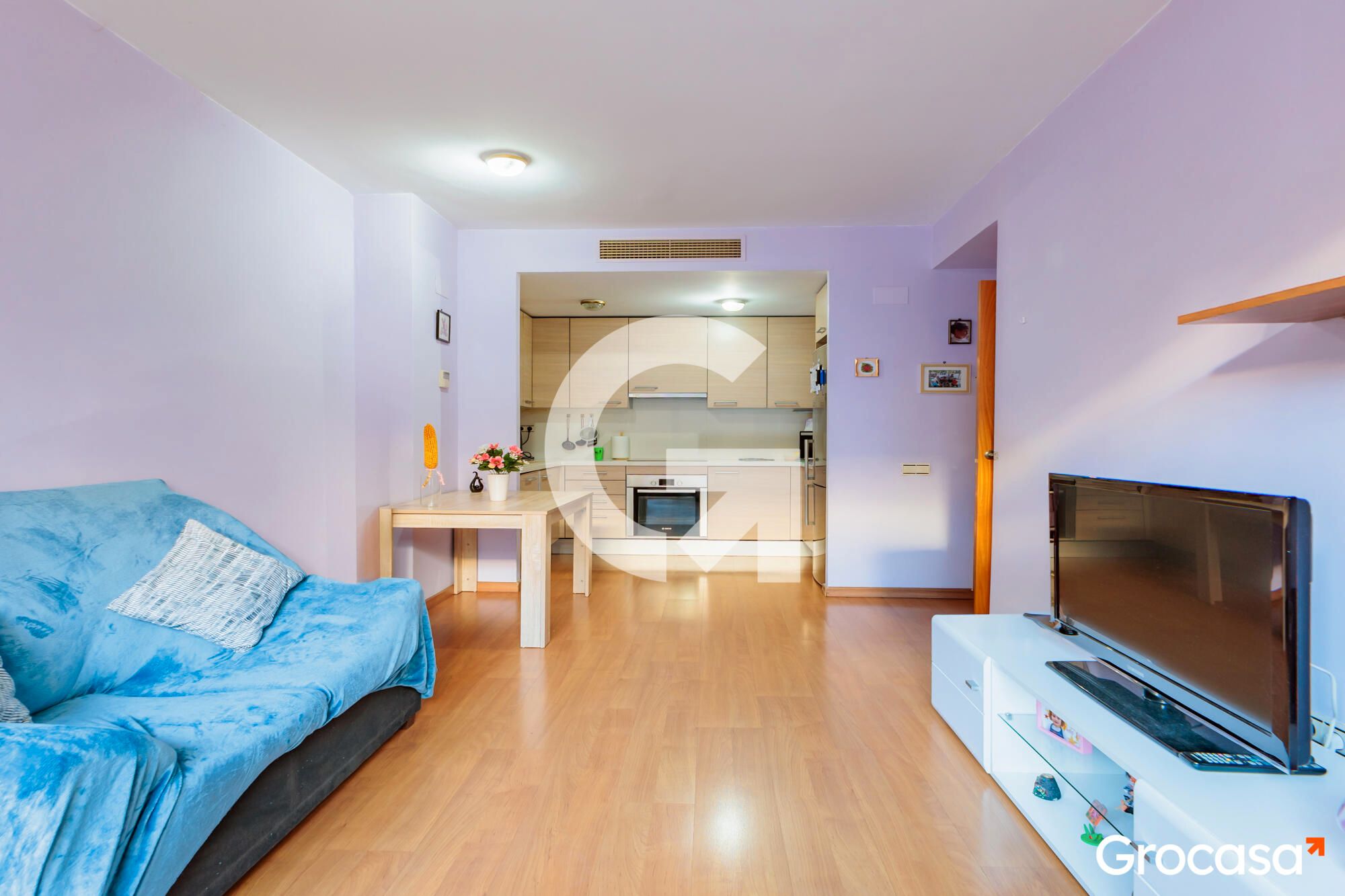 Exterior view of Planta baja for sale in Terrassa  with Air Conditioner, Heating and Terrace
