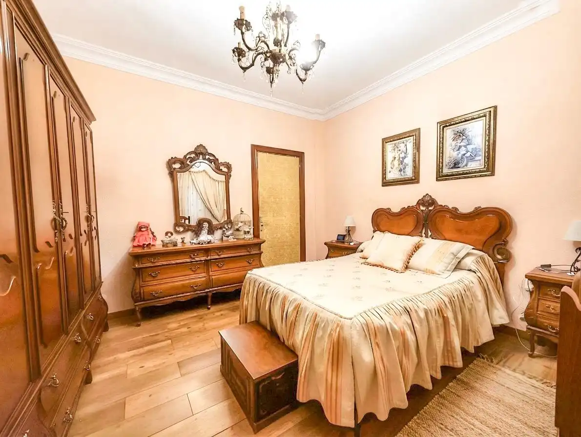 Dormitori de Pis en venda en Puertollano amb Aire condicionat, Parquet i Moblat