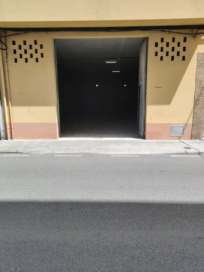 Parkplatz von Geschaftsraum zum Verkauf in Cedeira