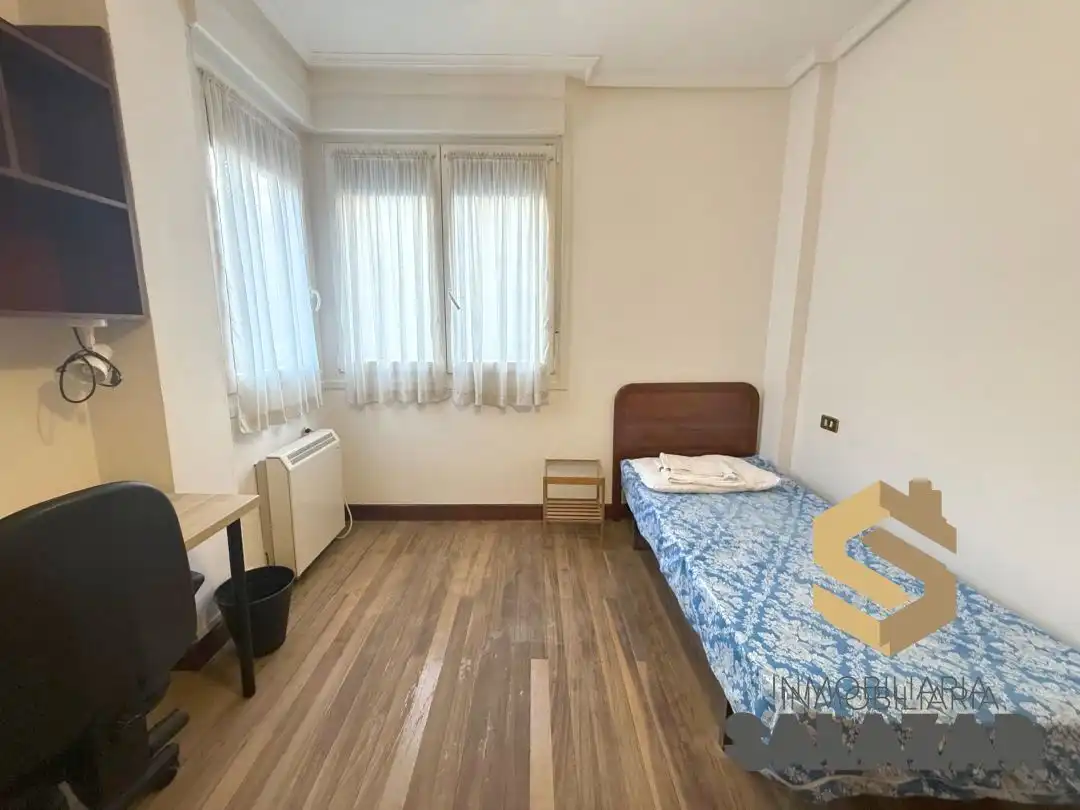 Habitación de Piso de alquiler en Bilbao  con Calefacción