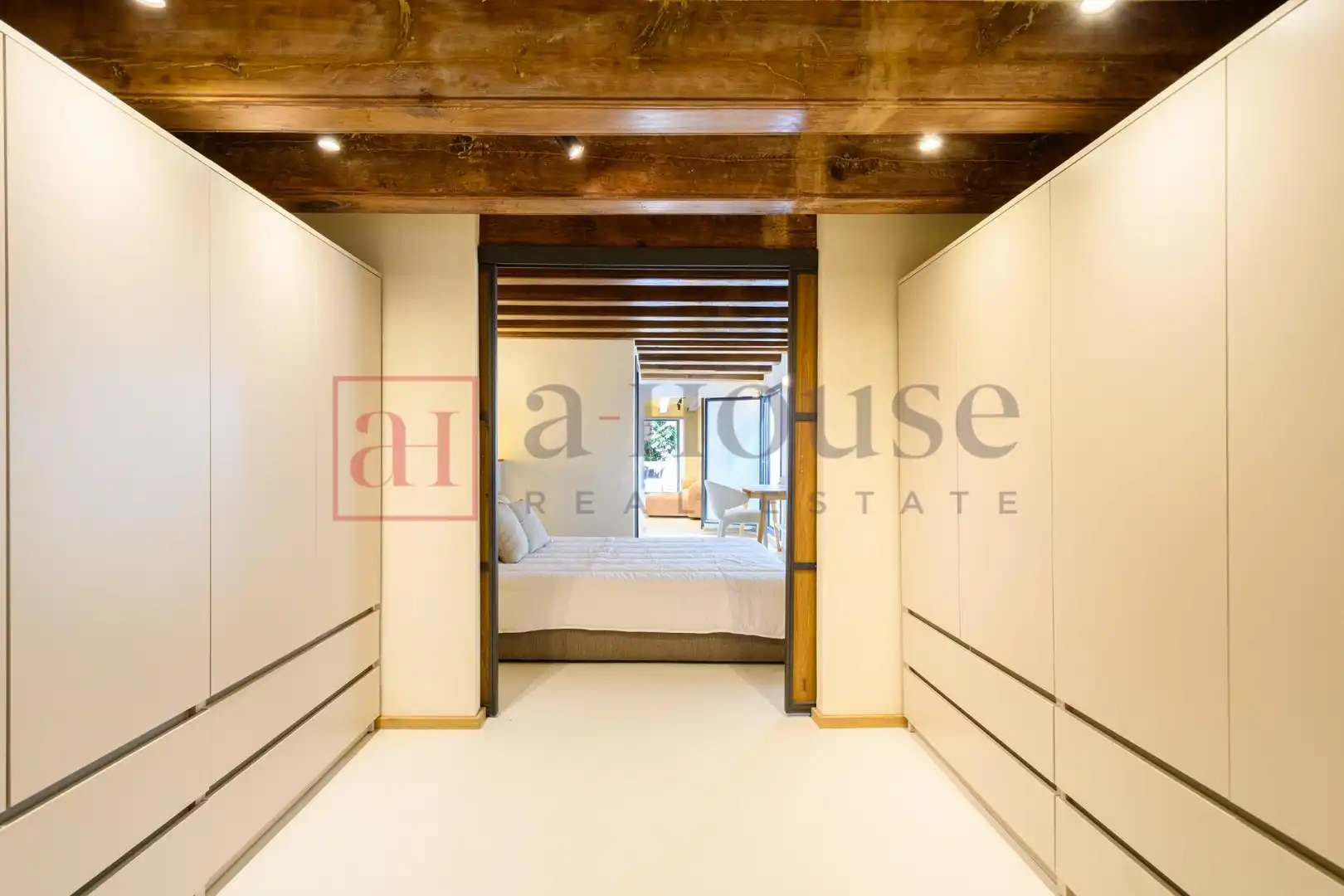 Penthouse with terrace for sale in Carrer Carrer Sèneca, imagen 25