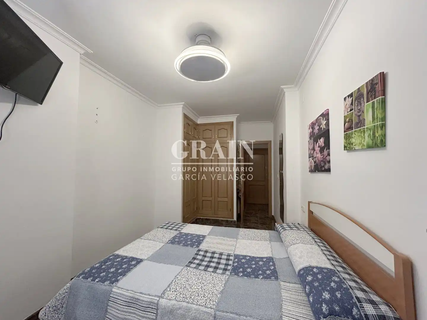 Habitación de Apartamento de alquiler en Albacete con Aire acondicionado, Calefacción y Balcón