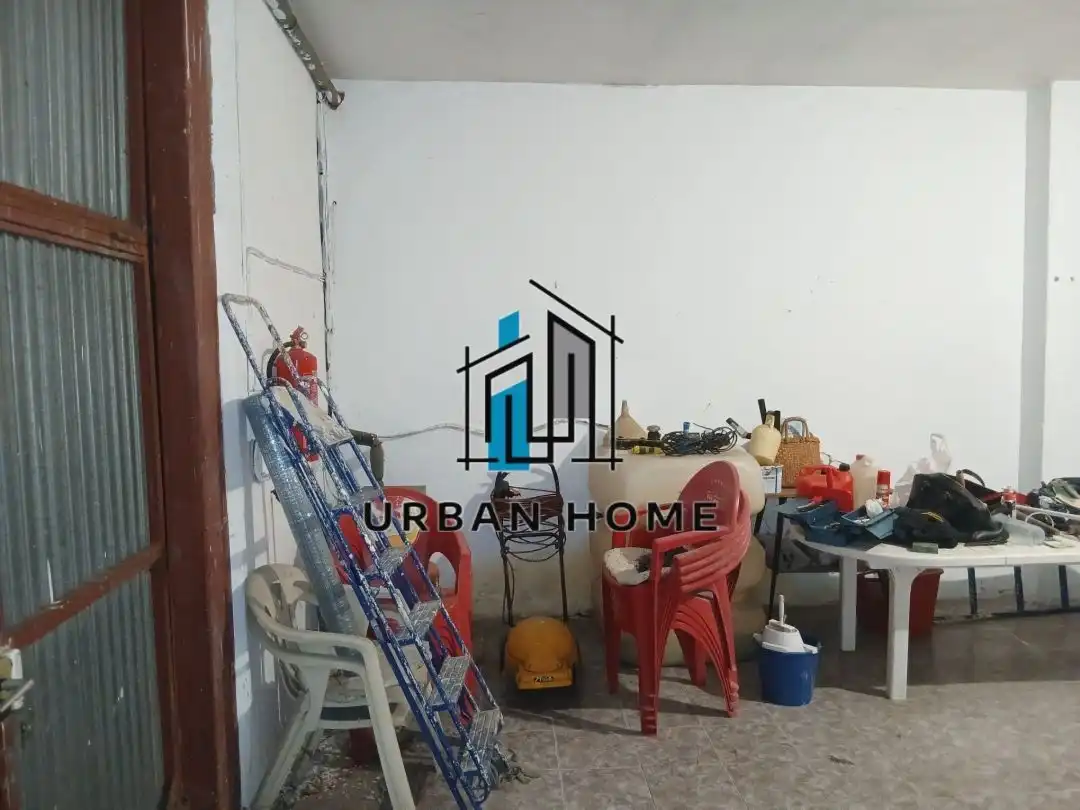 Casa o xalet en venda en León Capital  amb Calefacció i Jardí privat