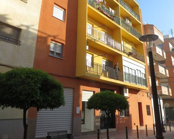Local comercial en Venta en C/ Mestre Cubells en Pueblo