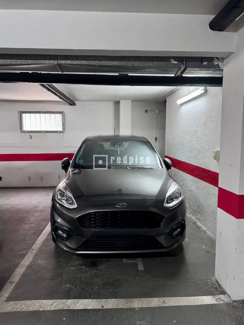 Parking of Garage for rent in Barrio de Salamanca