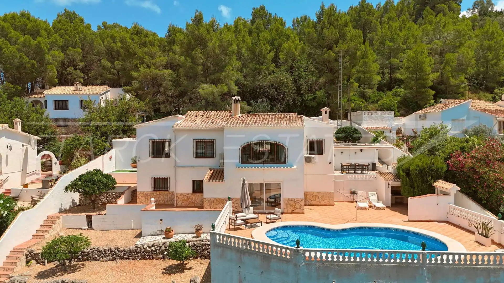 Vista exterior de Casa o xalet en venda en Benidoleig amb Aire condicionat, Jardí privat i Piscina