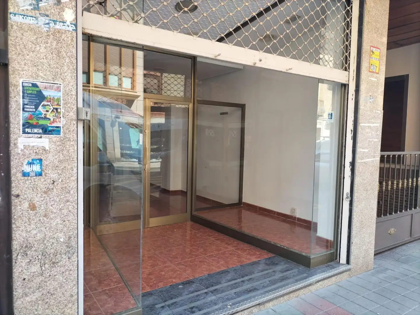 Geschaftsraum zur Miete in Palencia