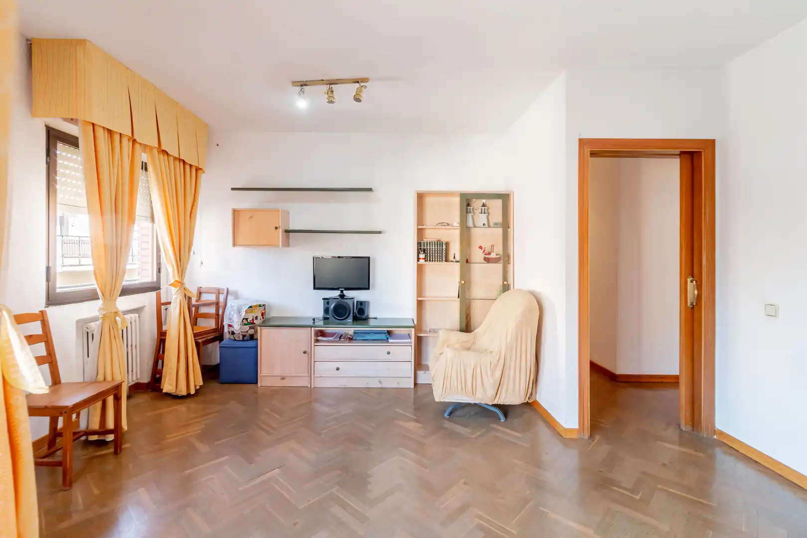 Wohnzimmer von Wohnung zum Verkauf in Madrid mit Heizung und Terrasse