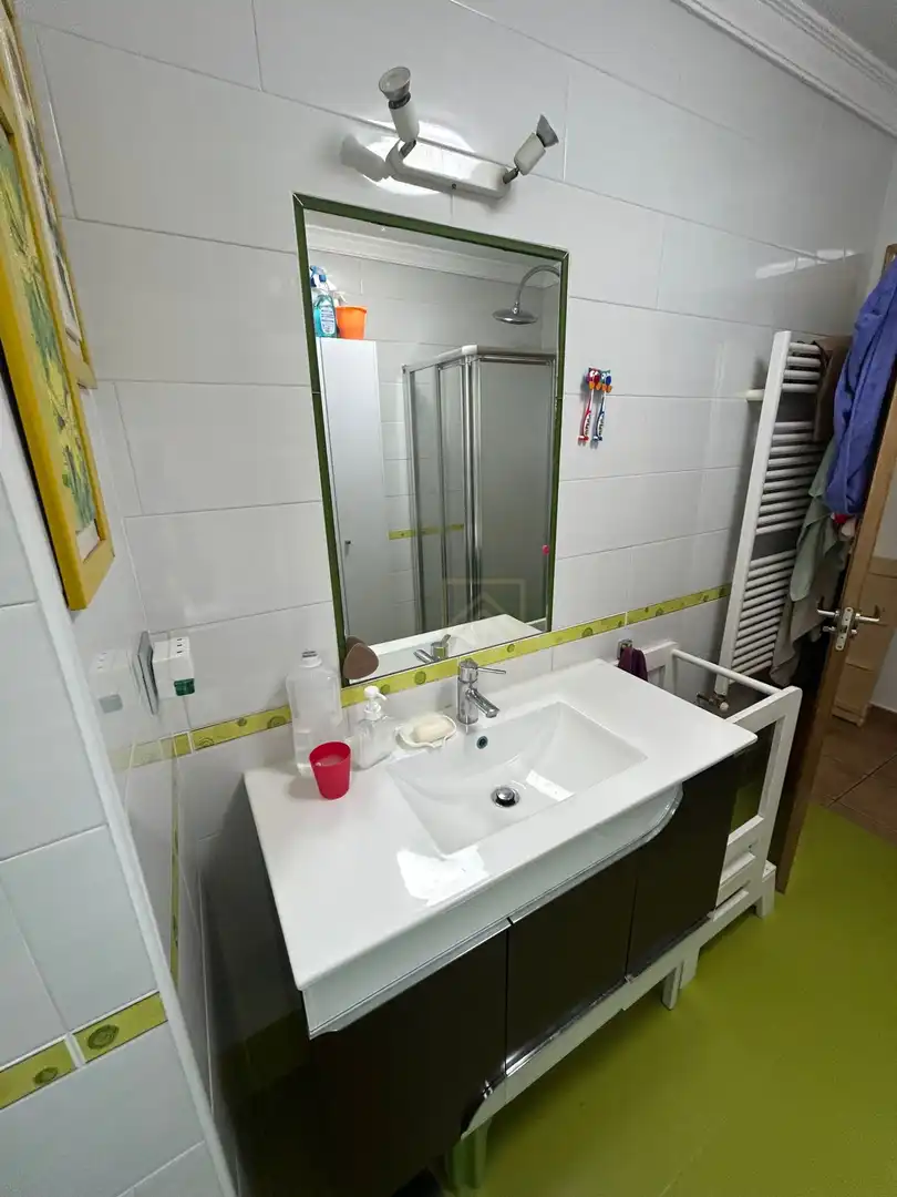 Bathroom of Flat for sale in Cartes  with Heating and Furnished