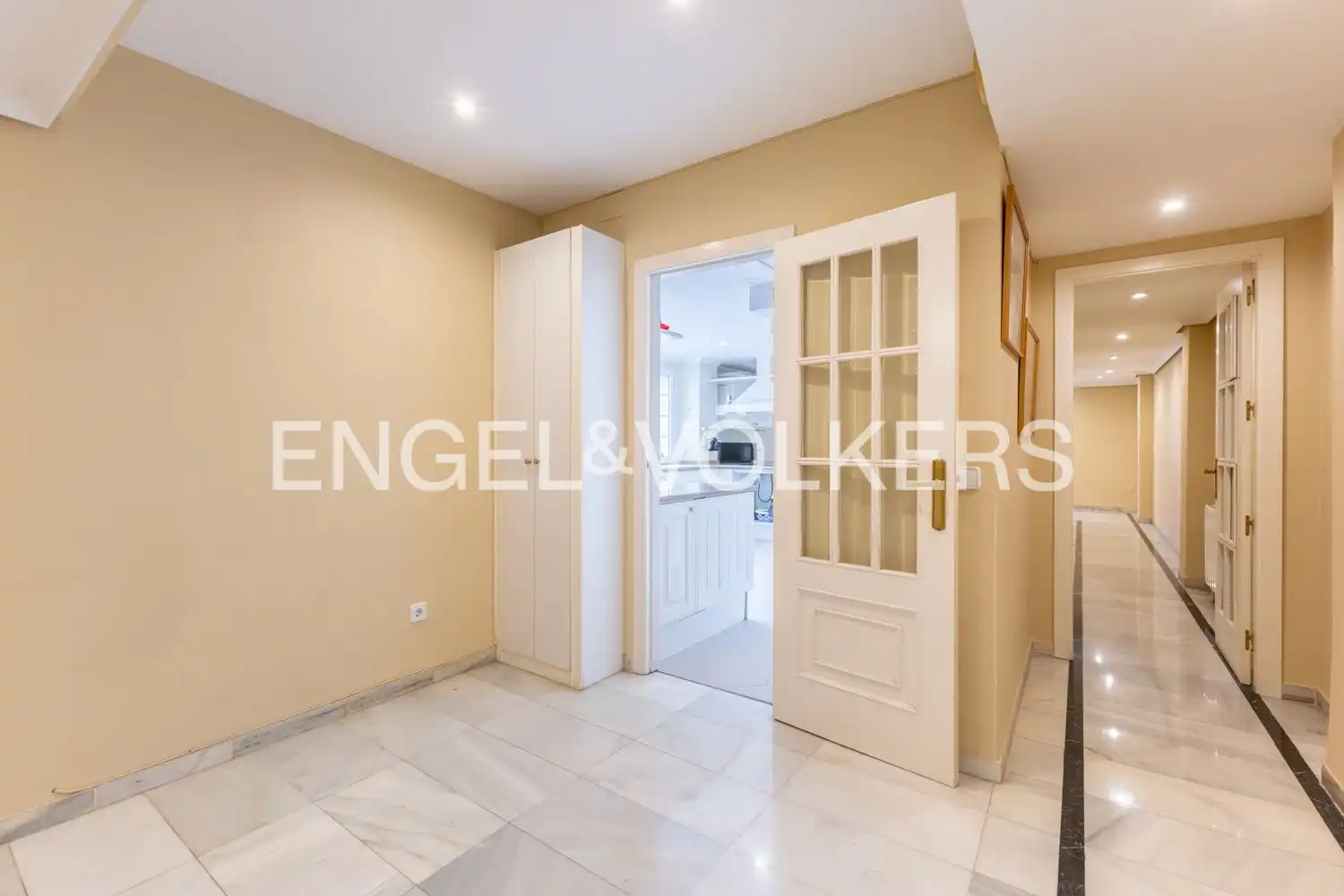 Piso en venta en Valencia con Aire acondicionado, Calefacción y Trastero