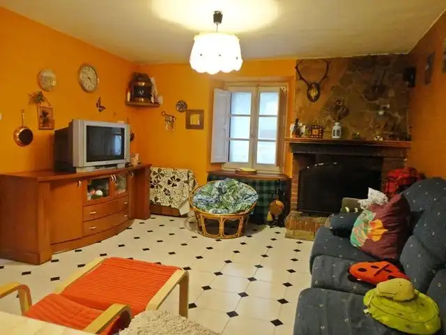 Sala d'estar de Casa o xalet en venda en Regumiel de la Sierra