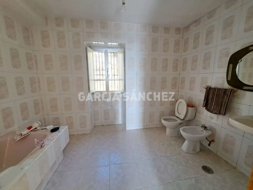 Bany de Casa o xalet en venda en Boiro amb Moblat
