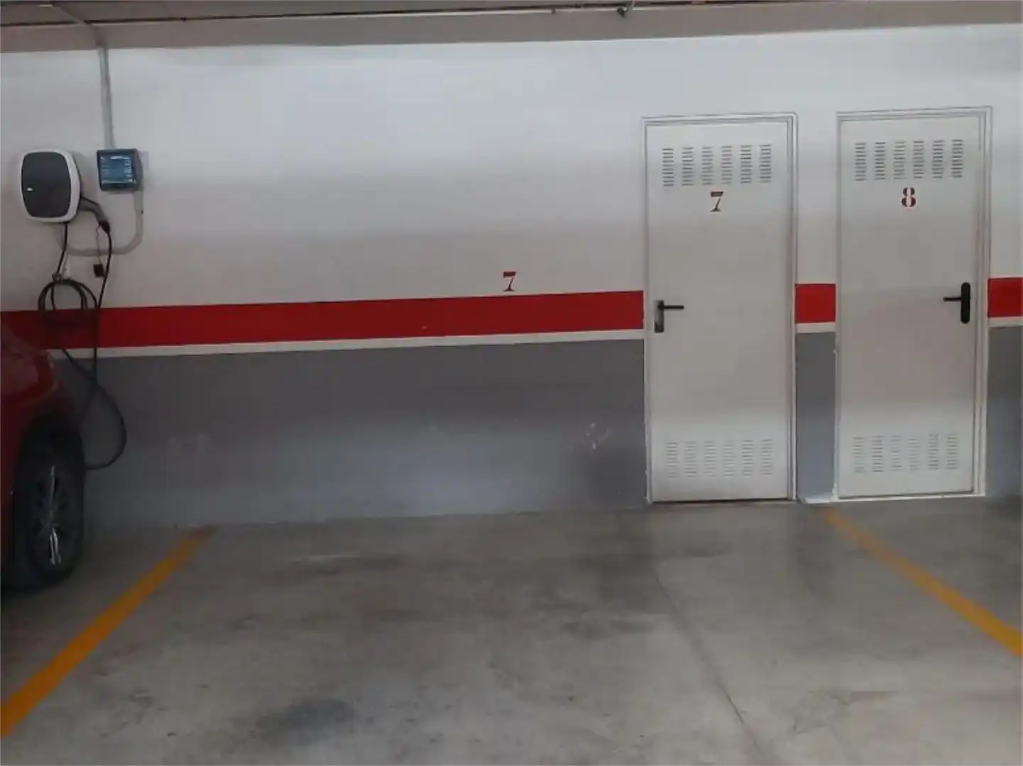 Parking de Ático en venta en  Murcia Capital con Aire acondicionado, Piscina y Balcón