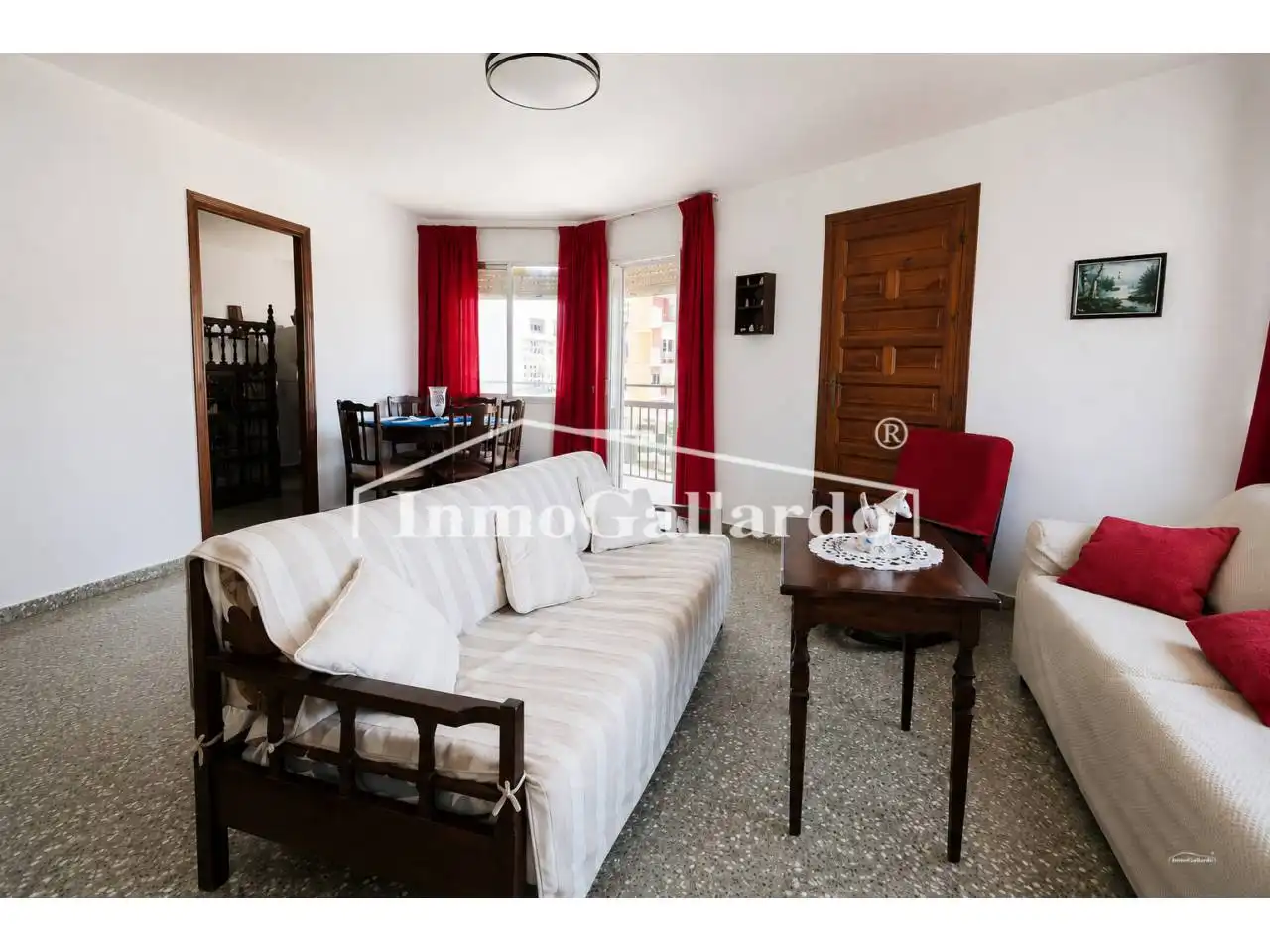 Living room of Flat for sale in Vélez-Málaga  with Heating, Terrace and Community pool