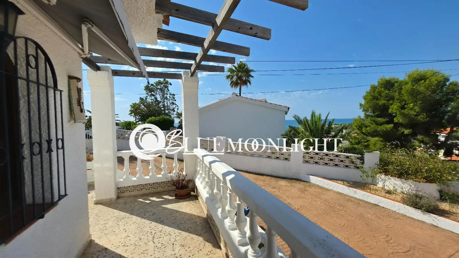 Vista exterior de Casa adosada en venta en Peñíscola / Peníscola con Calefacción, Jardín privado y Terraza