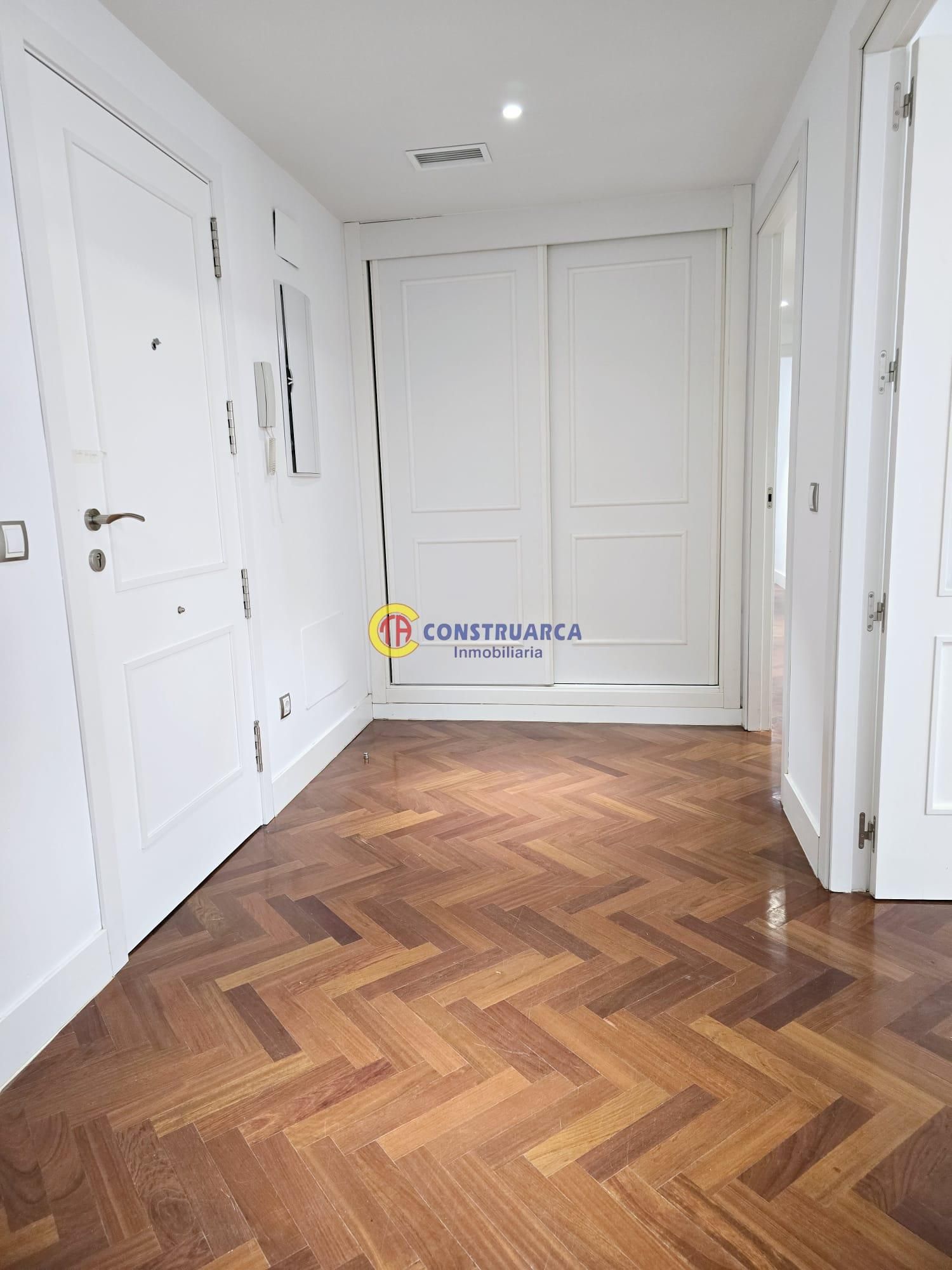 Flat to rent in Casco Antiguo