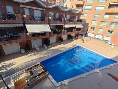 Piscina de Casa adosada en venda en  Tarragona Capital amb Calefacció, Jardí privat i Terrassa