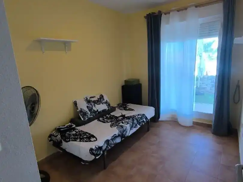 Bedroom of Flat for share in Relleu  with Private garden, Storage room and Swimming Pool