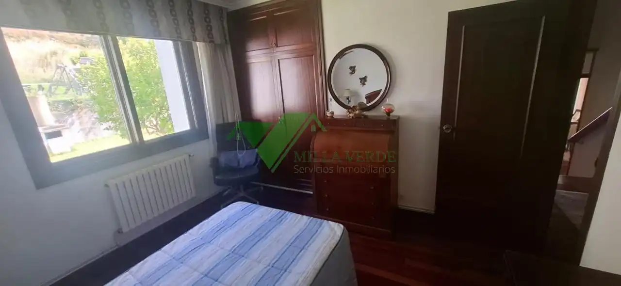 Habitación de Casa o chalet en venta en Vigo  con Calefacción, Terraza y Trastero