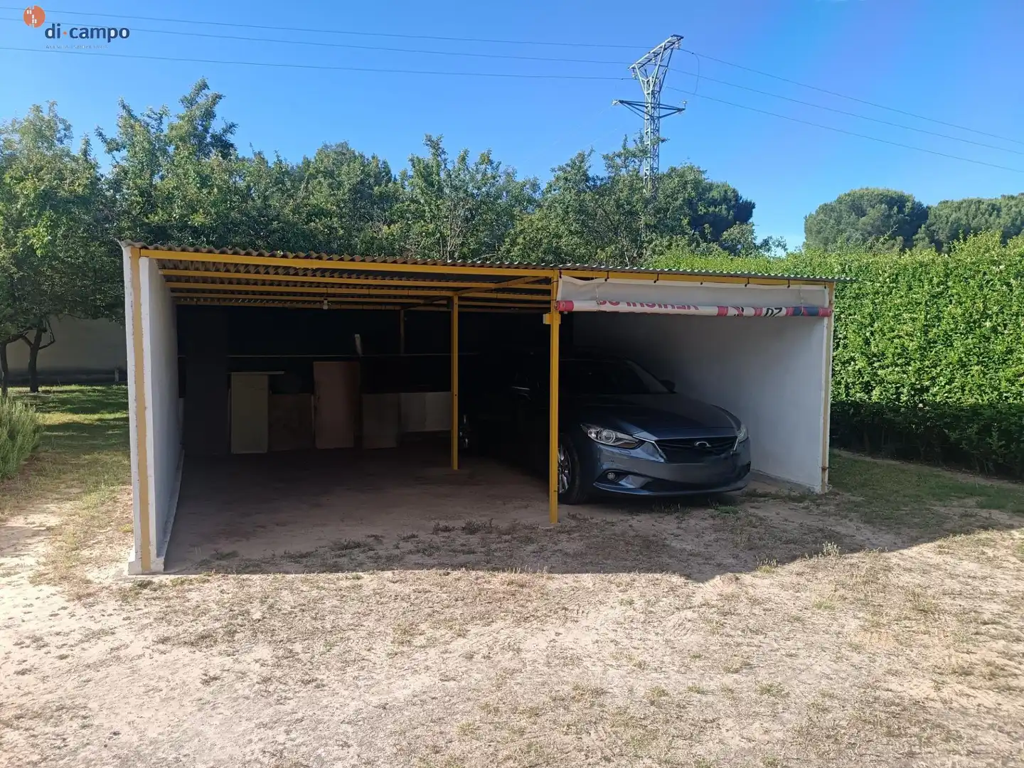 Parkplatz von Haus oder Chalet zum Verkauf in Villabáñez mit Privatgarten, Terrasse und Abstellraum
