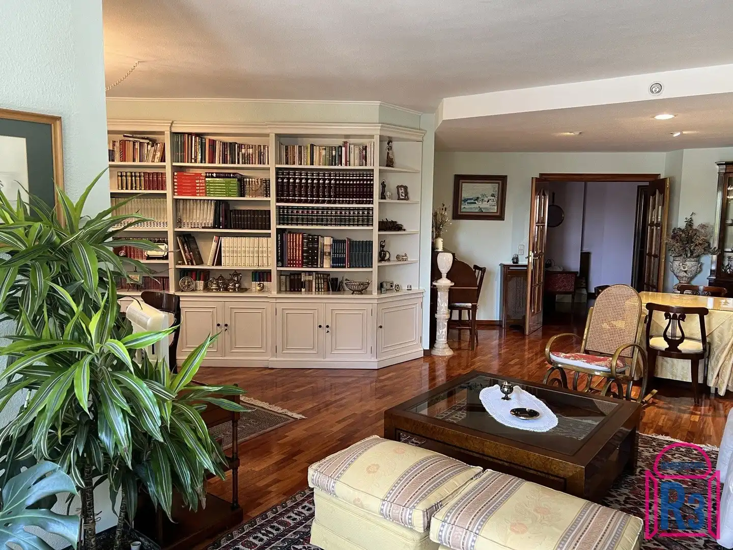 Sala de estar de Piso en venta en León Capital  con Calefacción, Terraza y Trastero