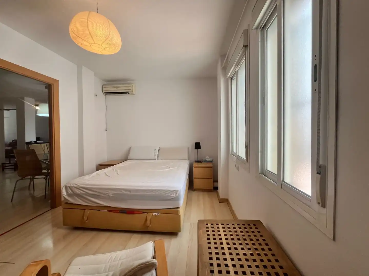 Habitación de Apartamento de alquiler en Sevilla con Aire acondicionado, Calefacción y Amueblado