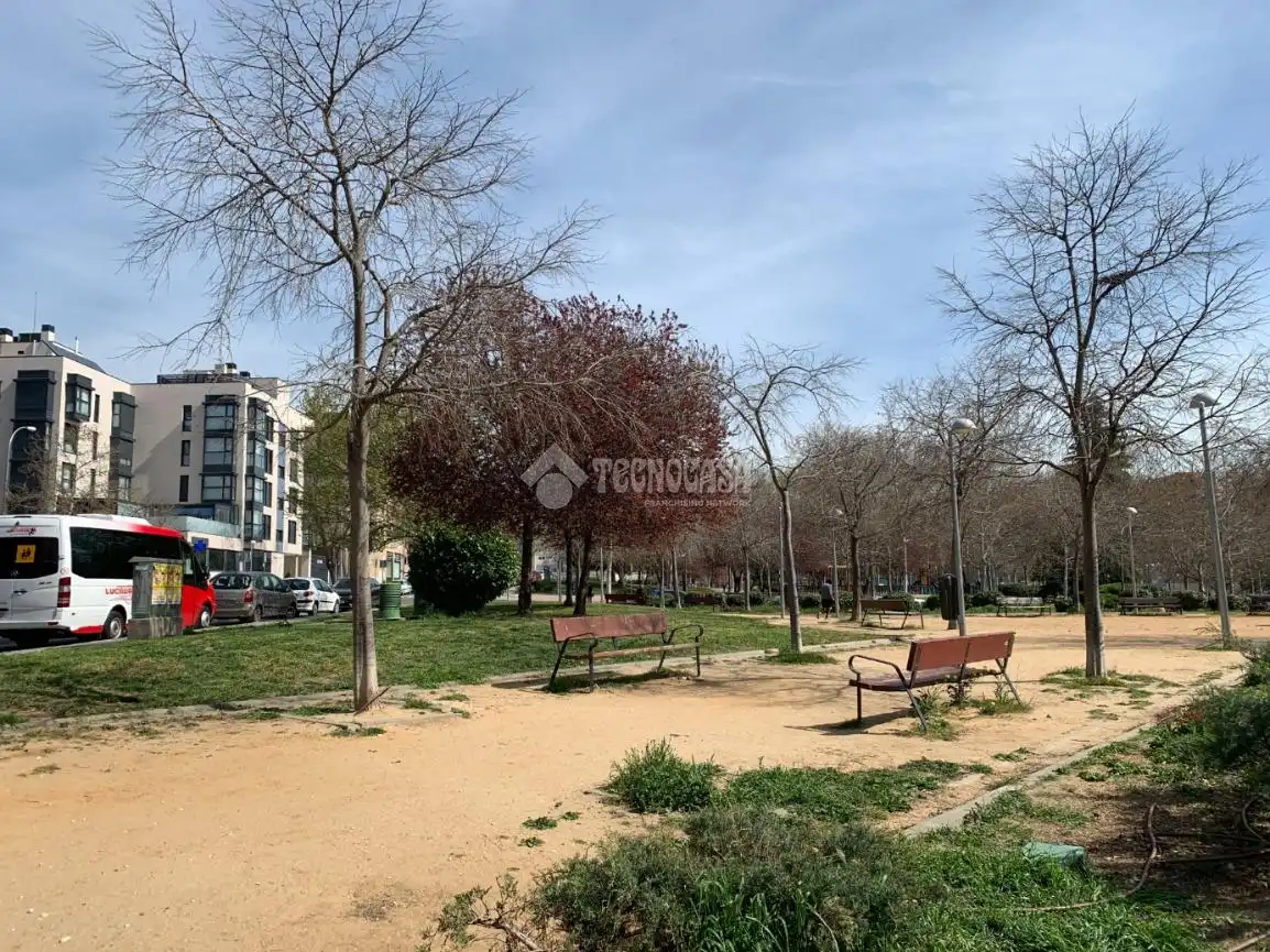 Vista exterior de Piso en venta en Madrid con Aire acondicionado y Calefacción