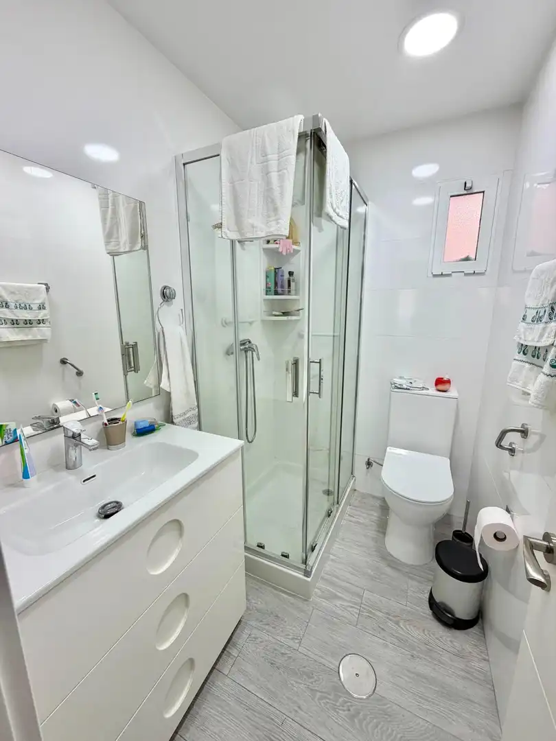 Piso con ascensor en venta en Plaza Plaza Doctor Gascuñana Hernando, imagen 4