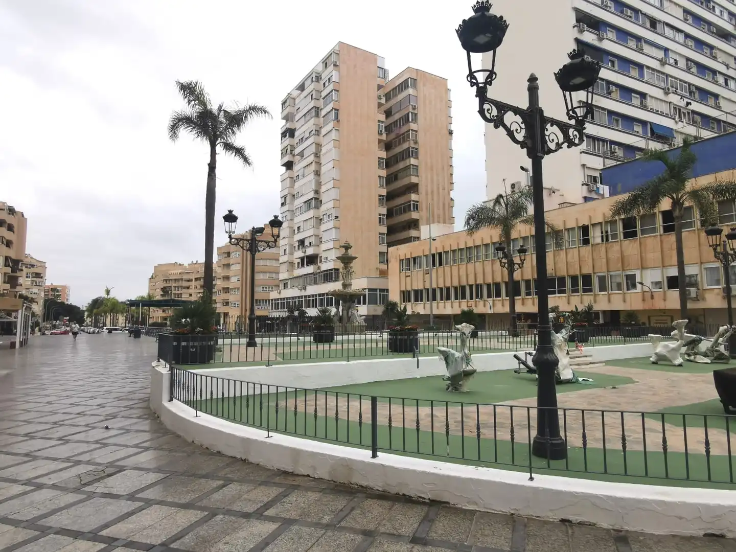 Apartament de lloguer a Plaza Presidente Adolfo Suárez, Manantiales - Estación de Autobuses