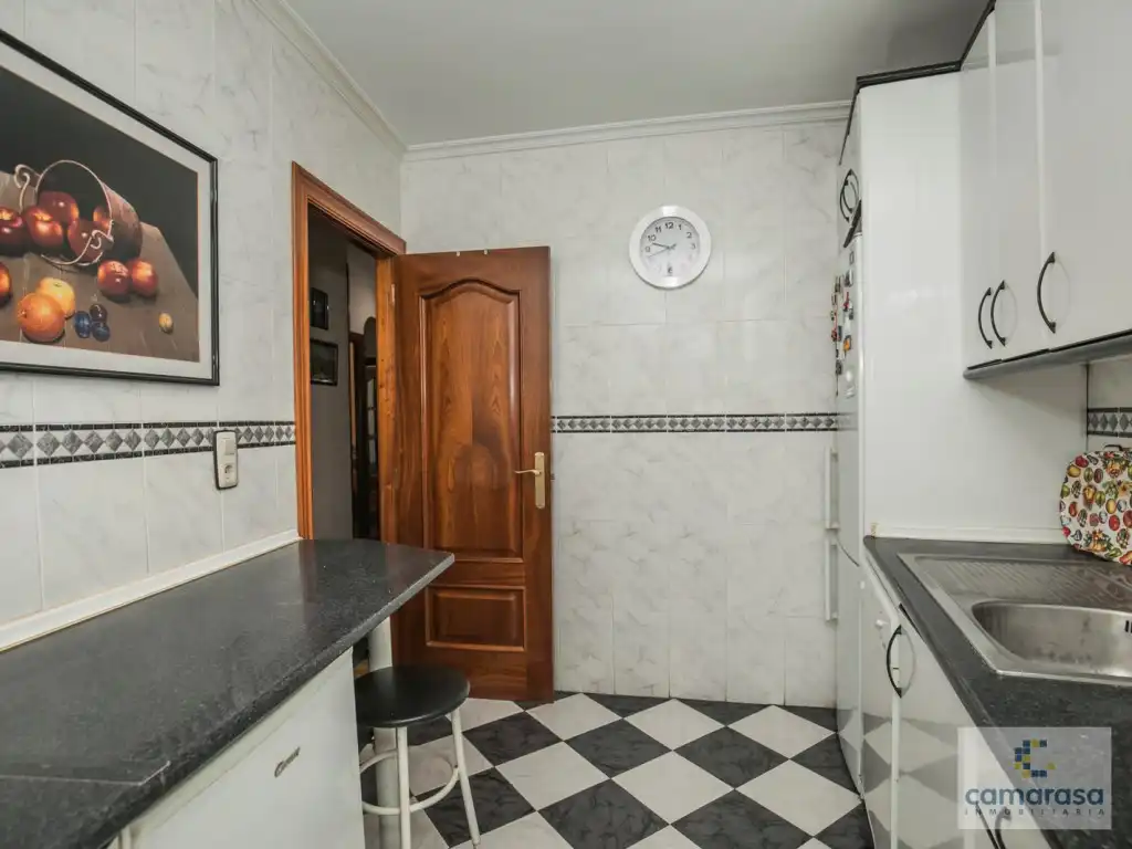 Cocina de Piso en venta en Ávila con Calefacción