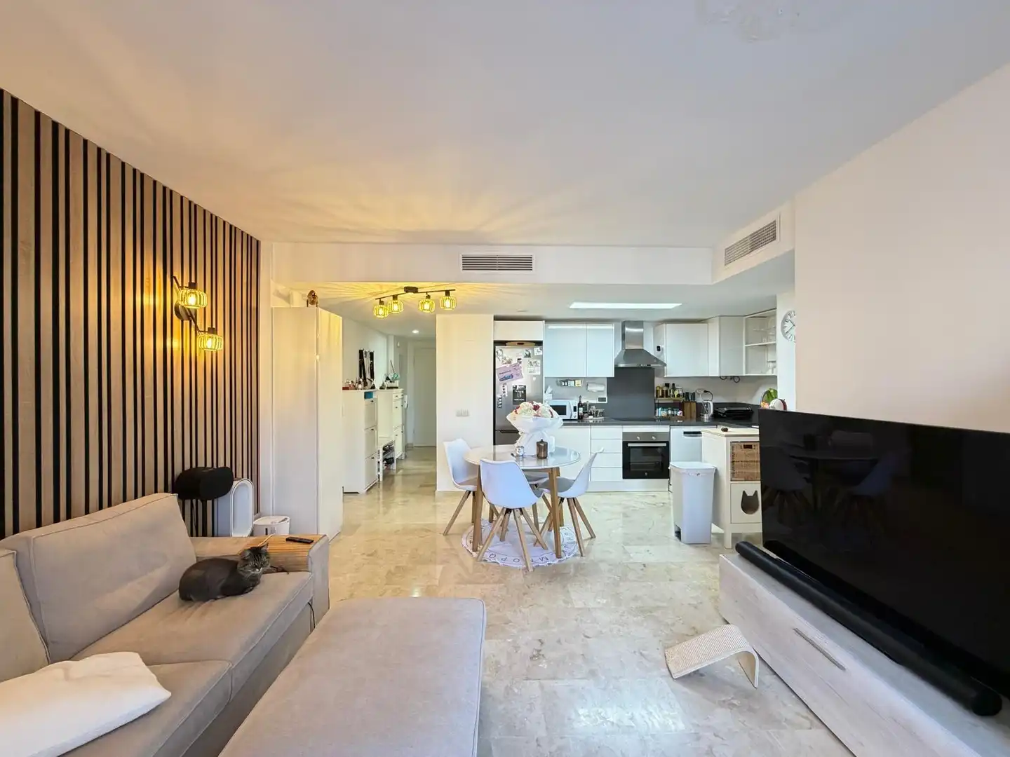 Apartamento con terraza en venta en Calle TORNADO, imagen 18