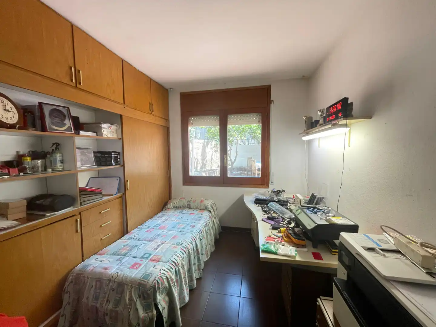 Habitación de Casa o chalet en venta en Badalona con Aire acondicionado, Jardín privado y Terraza