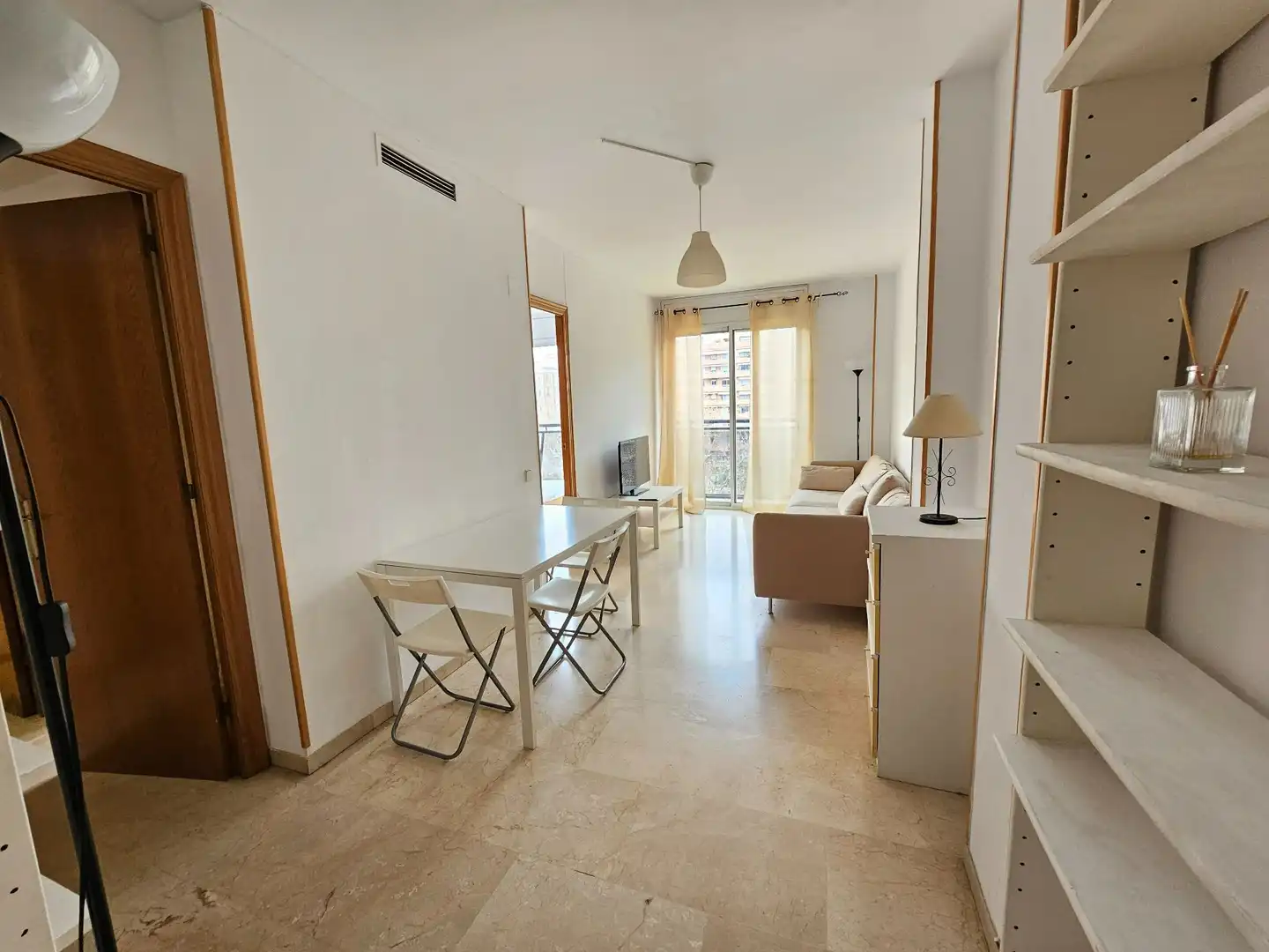 Living room of Flat for rent in Barcelona  with Air Conditioner and Furnished
