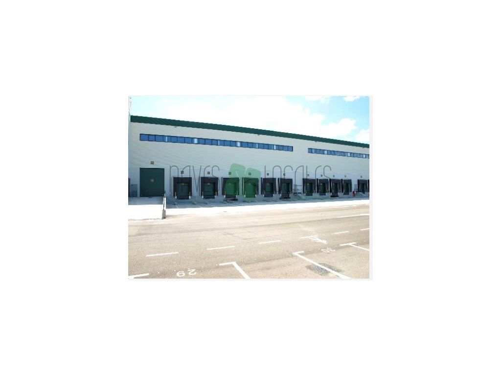 Exterior view of Industrial buildings to rent in San Fernando de Henares