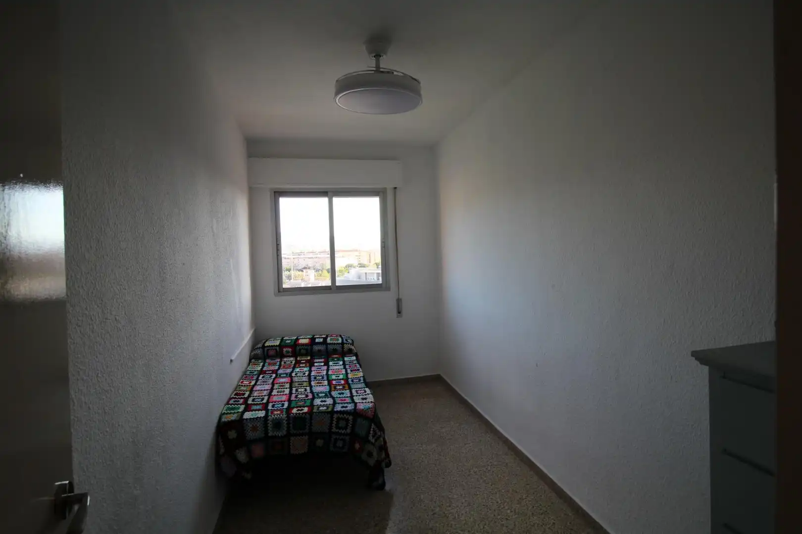 Flat for rent in Calle Palencia, , 11, Barrio de Zaidín