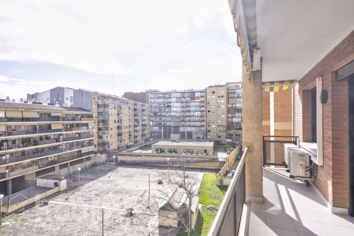 Flat for sale in Avinguda Meridiana, Sant Andreu de Palomar