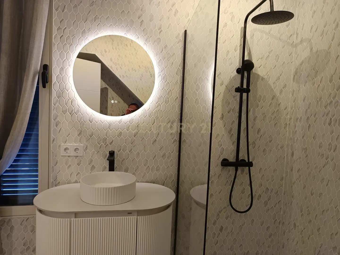 Badezimmer von Maisonette zum Verkauf in Calpe / Calp mit Klimaanlage, Waschmaschine und Balkon