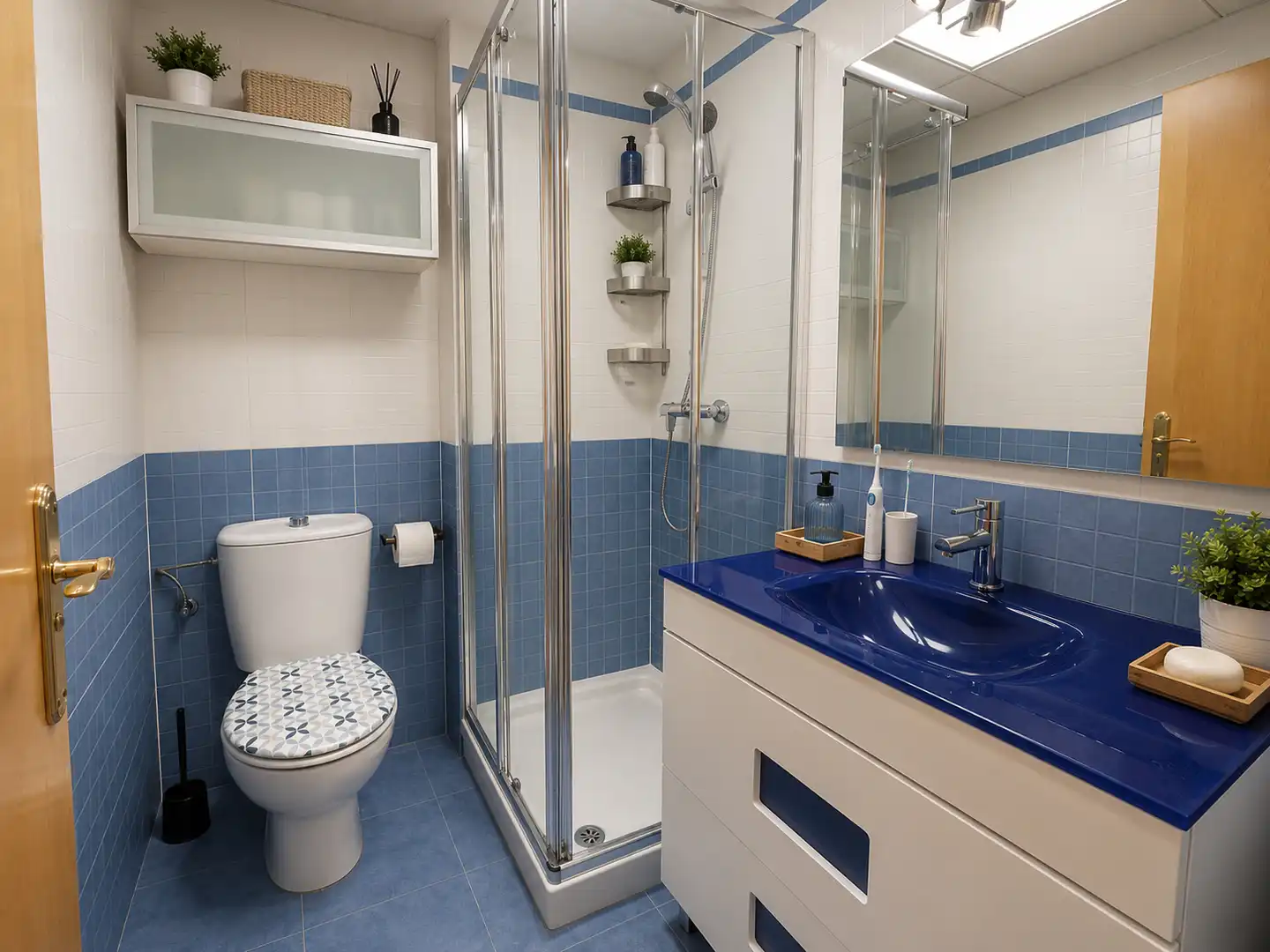 Bany de Planta baixa en venda en Almería amb Aire condicionat, Jardí privat i Terrassa